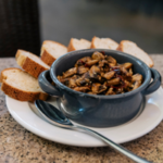 CHAMPIÑONES AL AJILLO