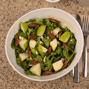Ensalada de pera y blue cheese